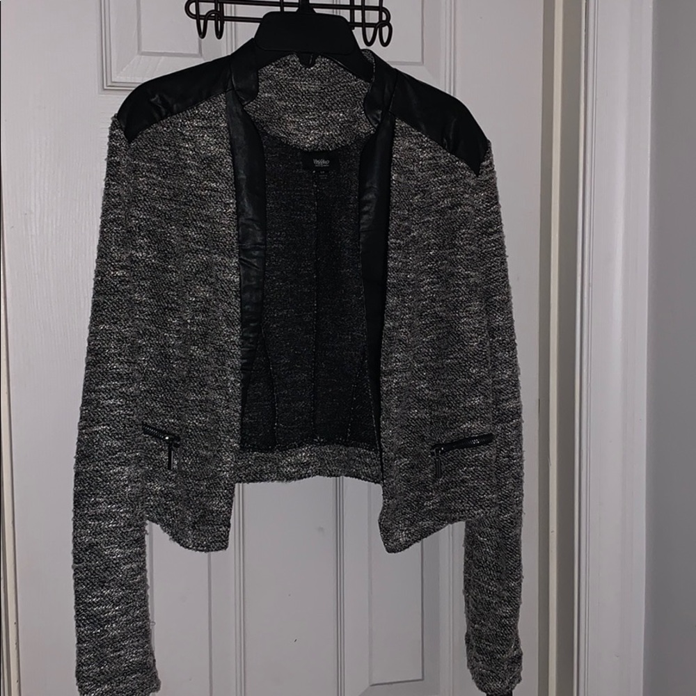 Zipperless Jacket